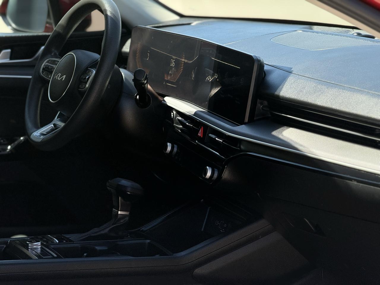 Kia K5 LXS Auto FWD 2025