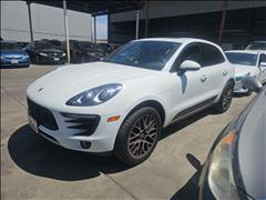 2018 Porsche Macan 