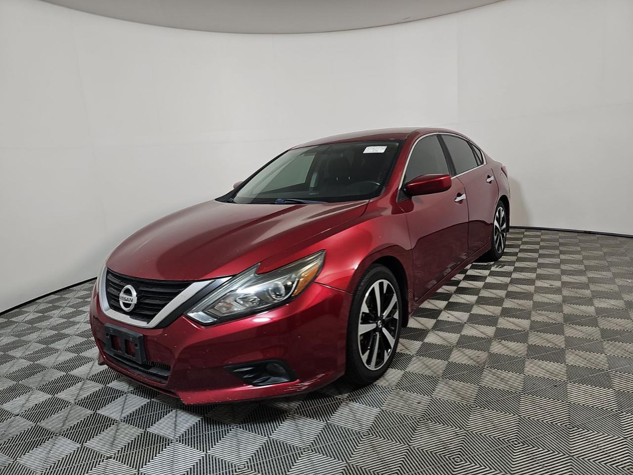 Nissan Altima 2.5 SR Sedan 2018