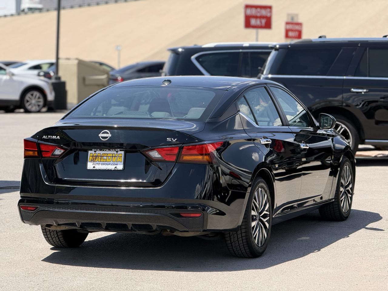 Nissan Altima 2.5 SV Sedan 2024