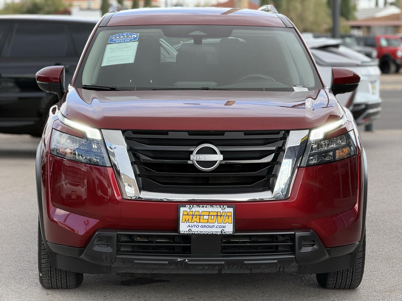 Nissan Pathfinder SV 2WD 2024