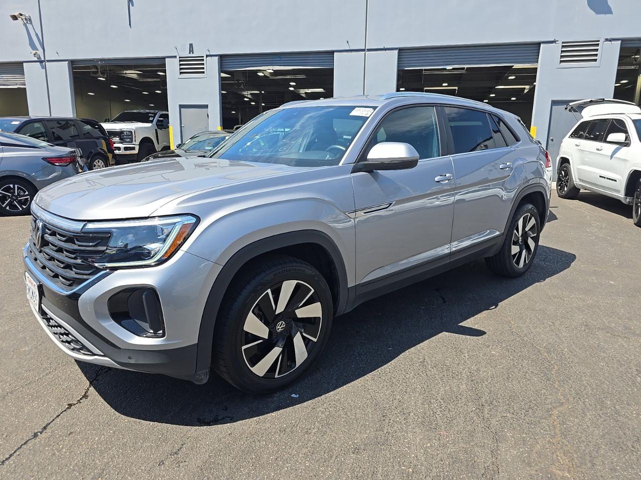 Volkswagen Atlas Cross Sport 2.0T SE w/Technology 4MOTION 2024