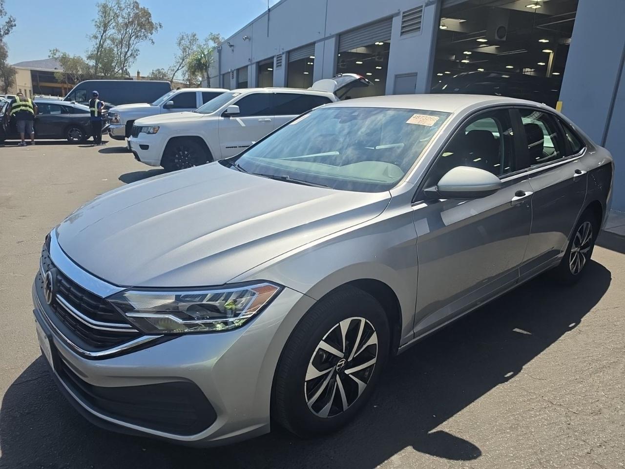 Volkswagen Jetta S Auto 2024