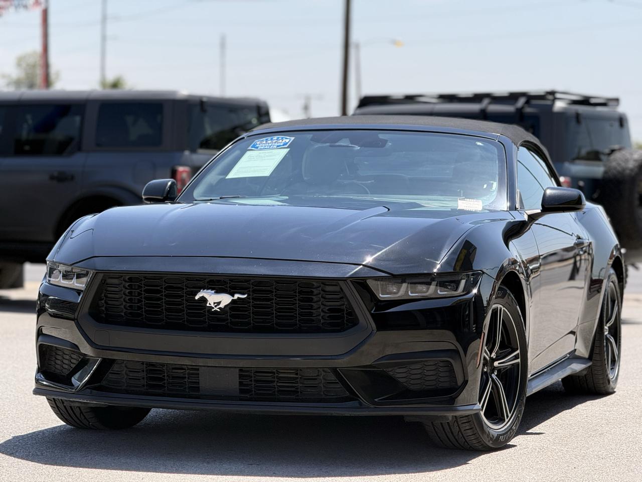 Ford Mustang EcoBoost Convertible 2024