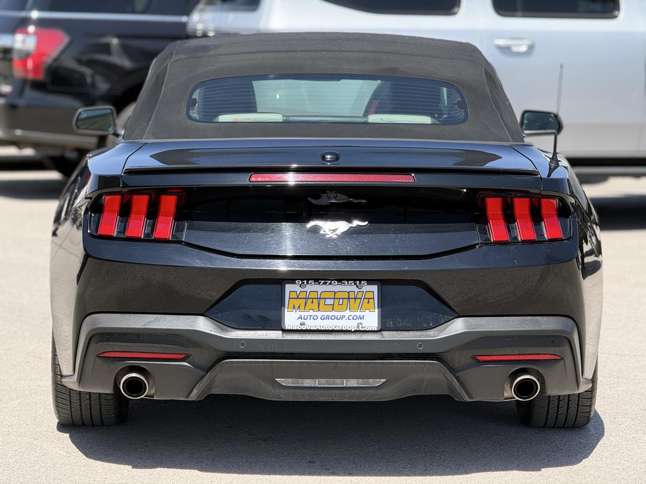 Ford Mustang EcoBoost Convertible 2024
