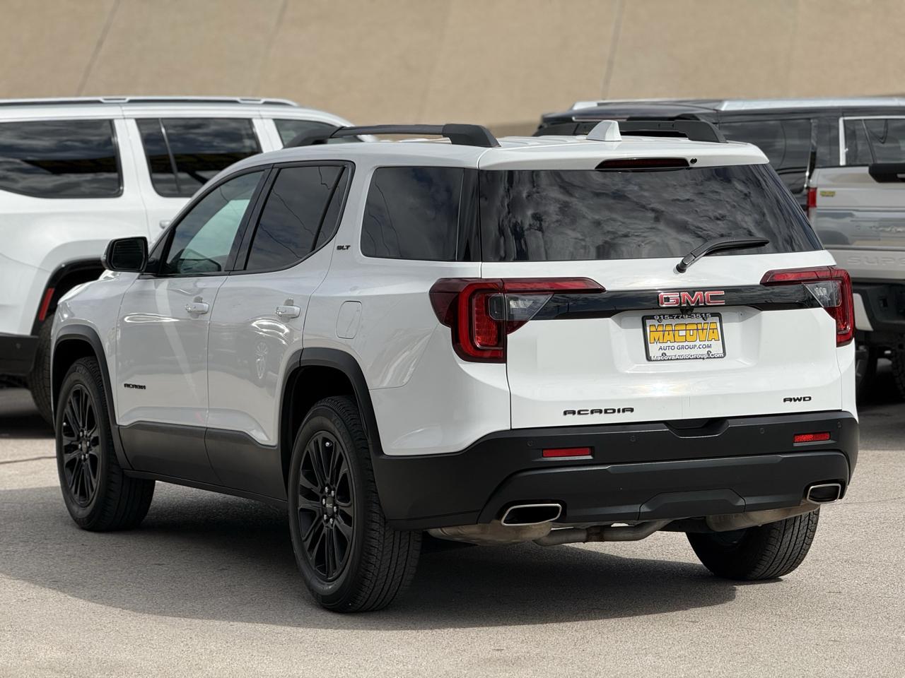 GMC Acadia AWD 4dr SLT 2023