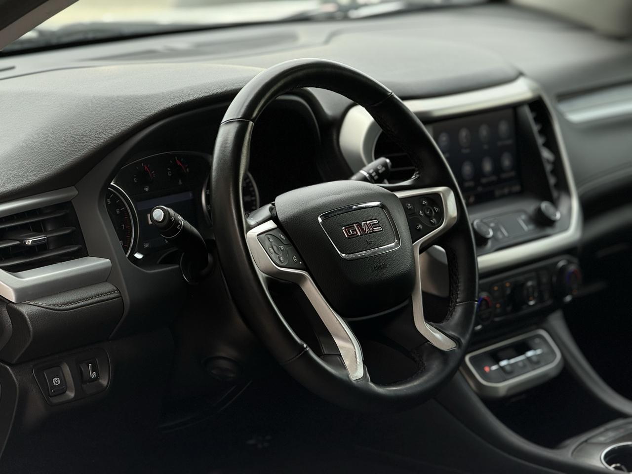 GMC Acadia AWD 4dr SLT 2023