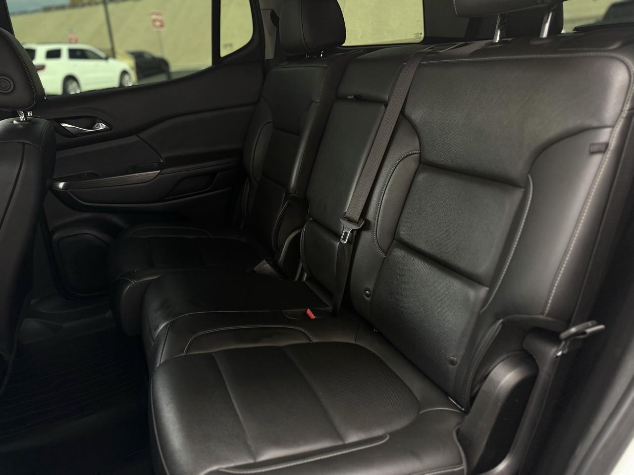 GMC Acadia AWD 4dr SLT 2023