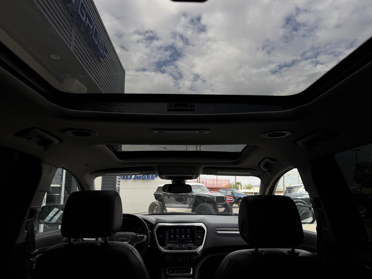 GMC Acadia AWD 4dr SLT 2023