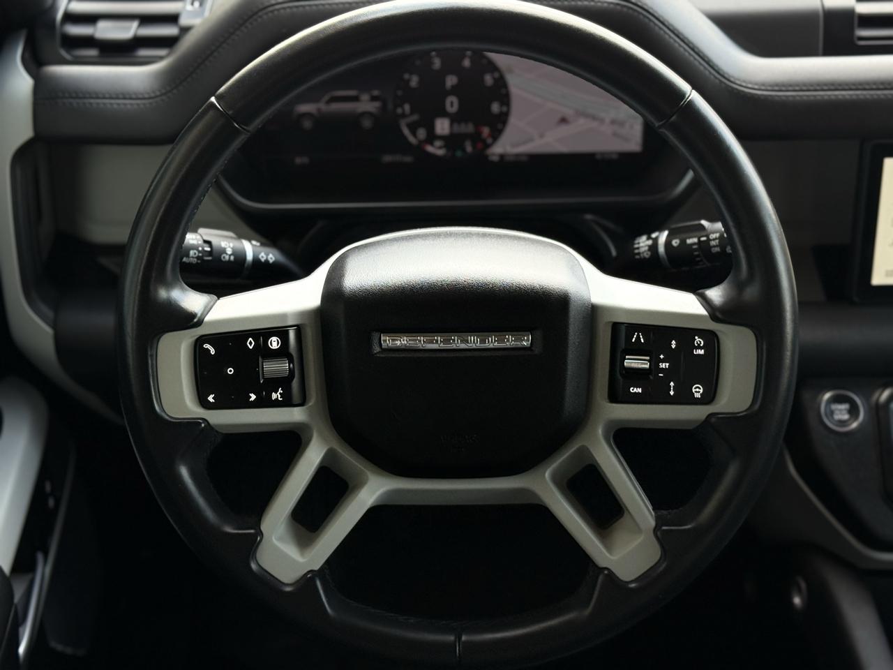 Land Rover Defender 110 P300 S 2024