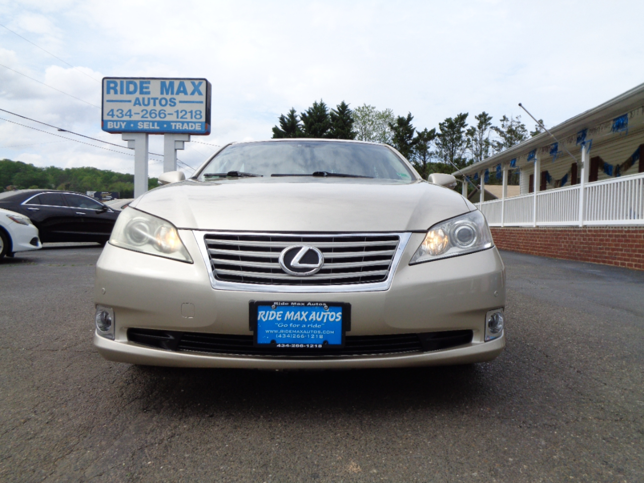 Lexus ES 350 4dr Sdn 2011 Lexus ES 350 4dr Sdn 2011