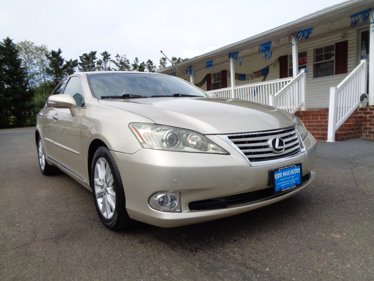 Lexus ES 350 4dr Sdn 2011 Lexus ES 350 4dr Sdn 2011