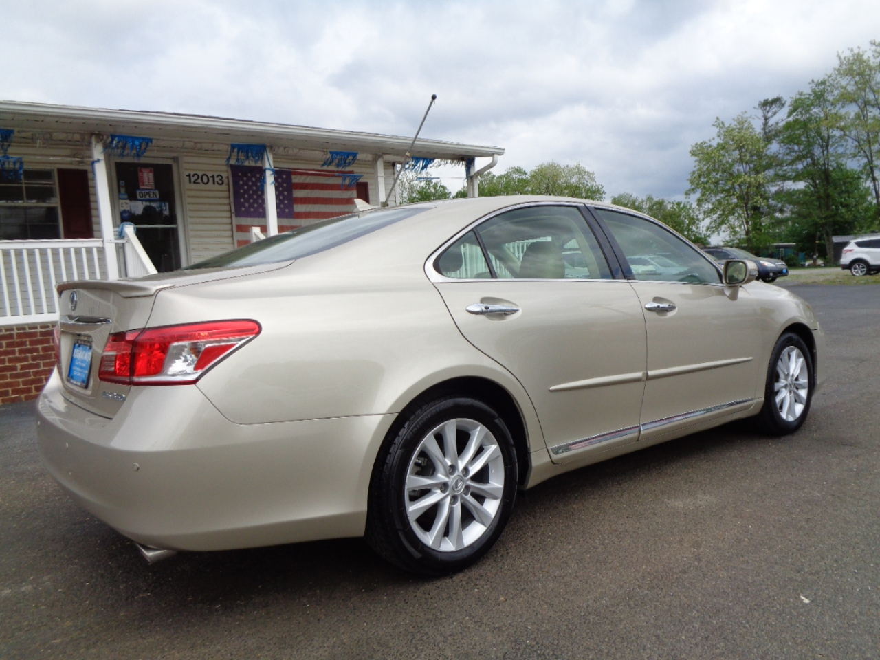 Lexus ES 350 4dr Sdn 2011 Lexus ES 350 4dr Sdn 2011