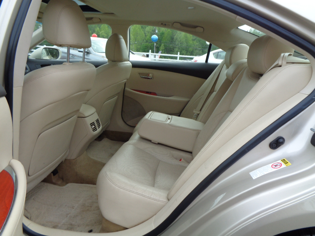 Lexus ES 350 4dr Sdn 2011 Lexus ES 350 4dr Sdn 2011