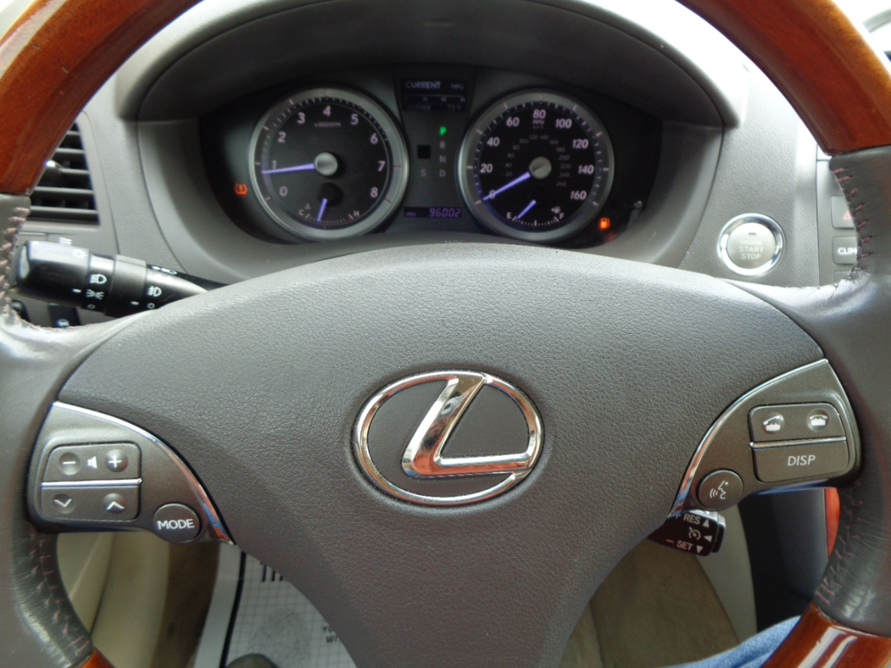 Lexus ES 350 4dr Sdn 2011 Lexus ES 350 4dr Sdn 2011