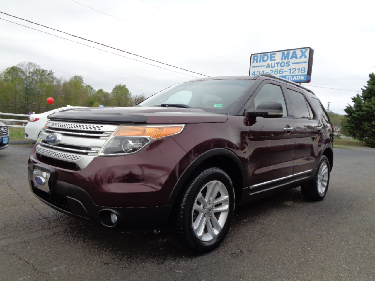 Ford Explorer 4WD 4dr XLT 2011 Ford Explorer 4WD 4dr XLT 2011