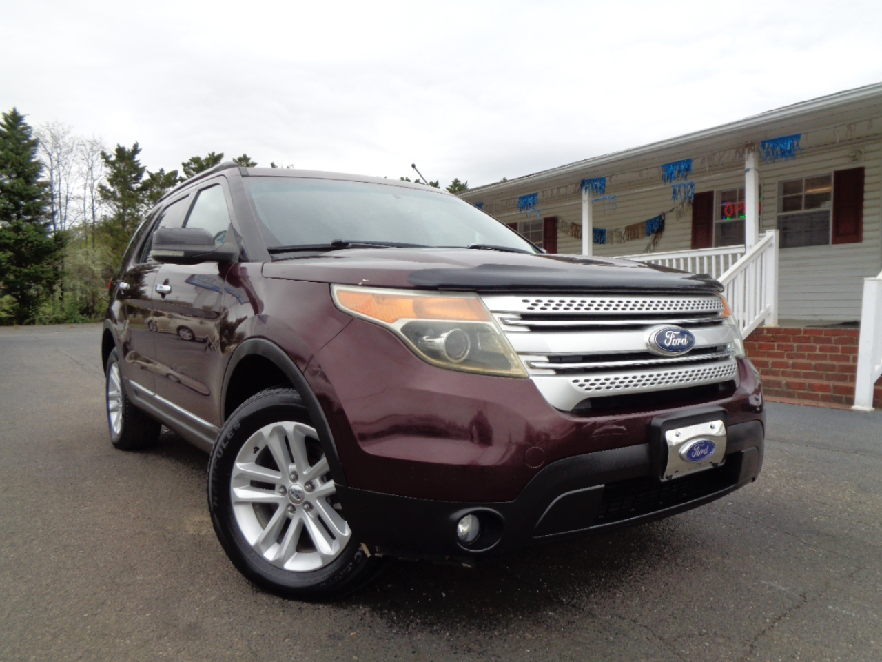 Ford Explorer 4WD 4dr XLT 2011 Ford Explorer 4WD 4dr XLT 2011