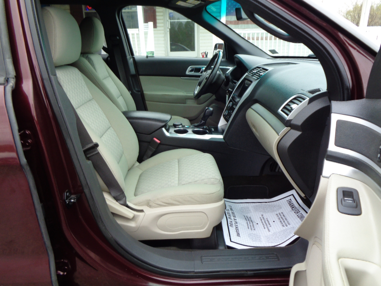 Ford Explorer 4WD 4dr XLT 2011 Ford Explorer 4WD 4dr XLT 2011