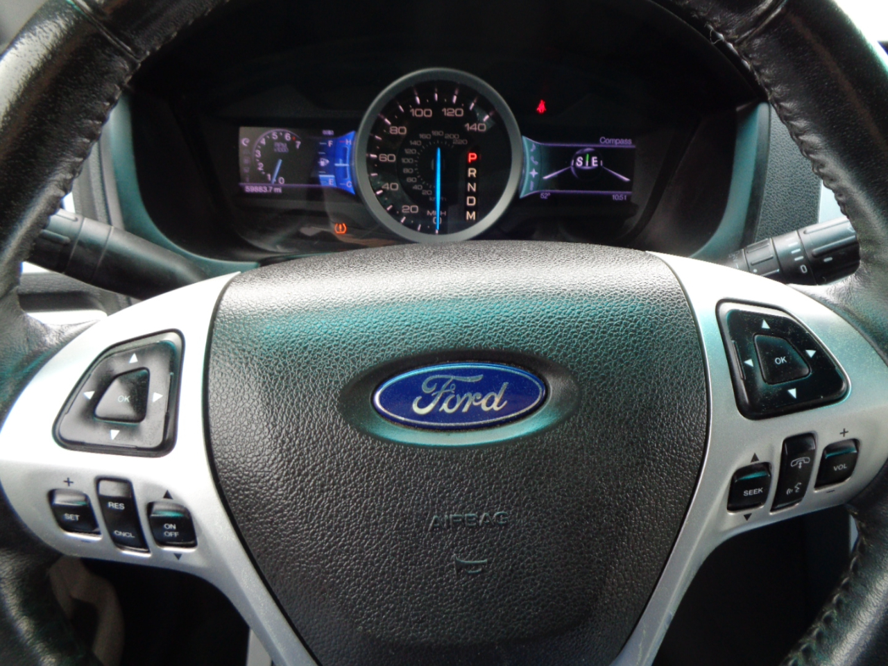 Ford Explorer 4WD 4dr XLT 2011 Ford Explorer 4WD 4dr XLT 2011
