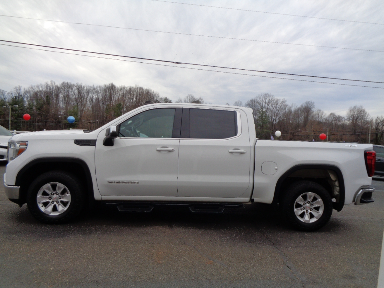 GMC Sierra 1500 4WD Crew Cab 147" SLE 2020