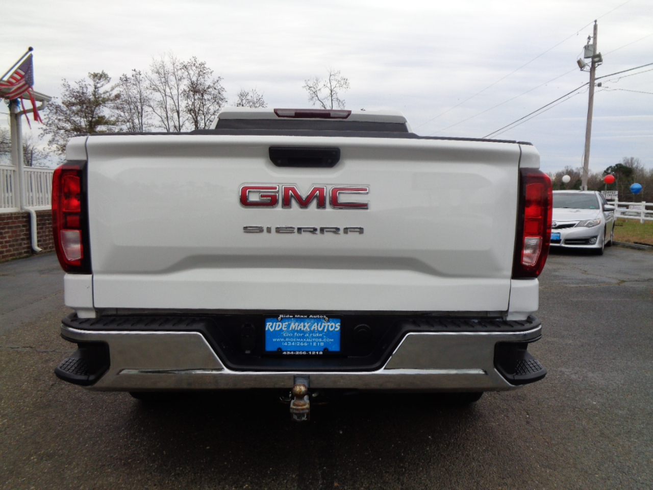 GMC Sierra 1500 4WD Crew Cab 147" SLE 2020