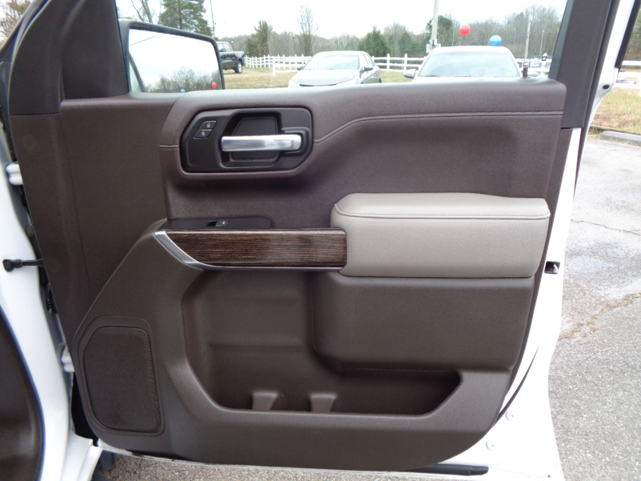 GMC Sierra 1500 4WD Crew Cab 147" SLE 2020