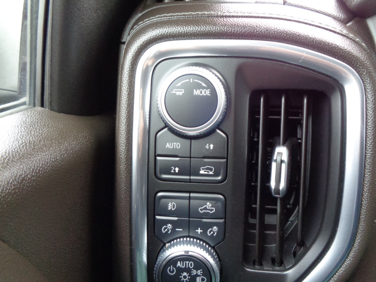 GMC Sierra 1500 4WD Crew Cab 147" SLE 2020