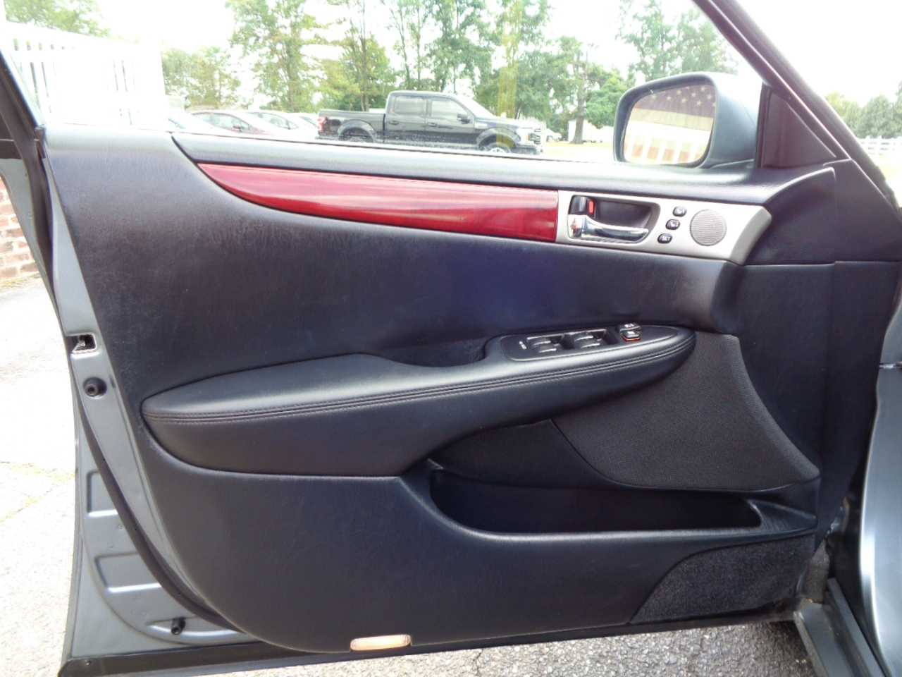 Lexus ES 330 4dr Sdn 2006