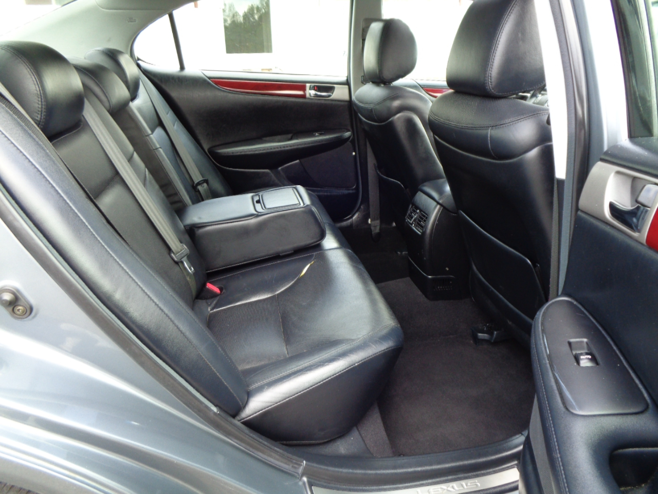 Lexus ES 330 4dr Sdn 2006