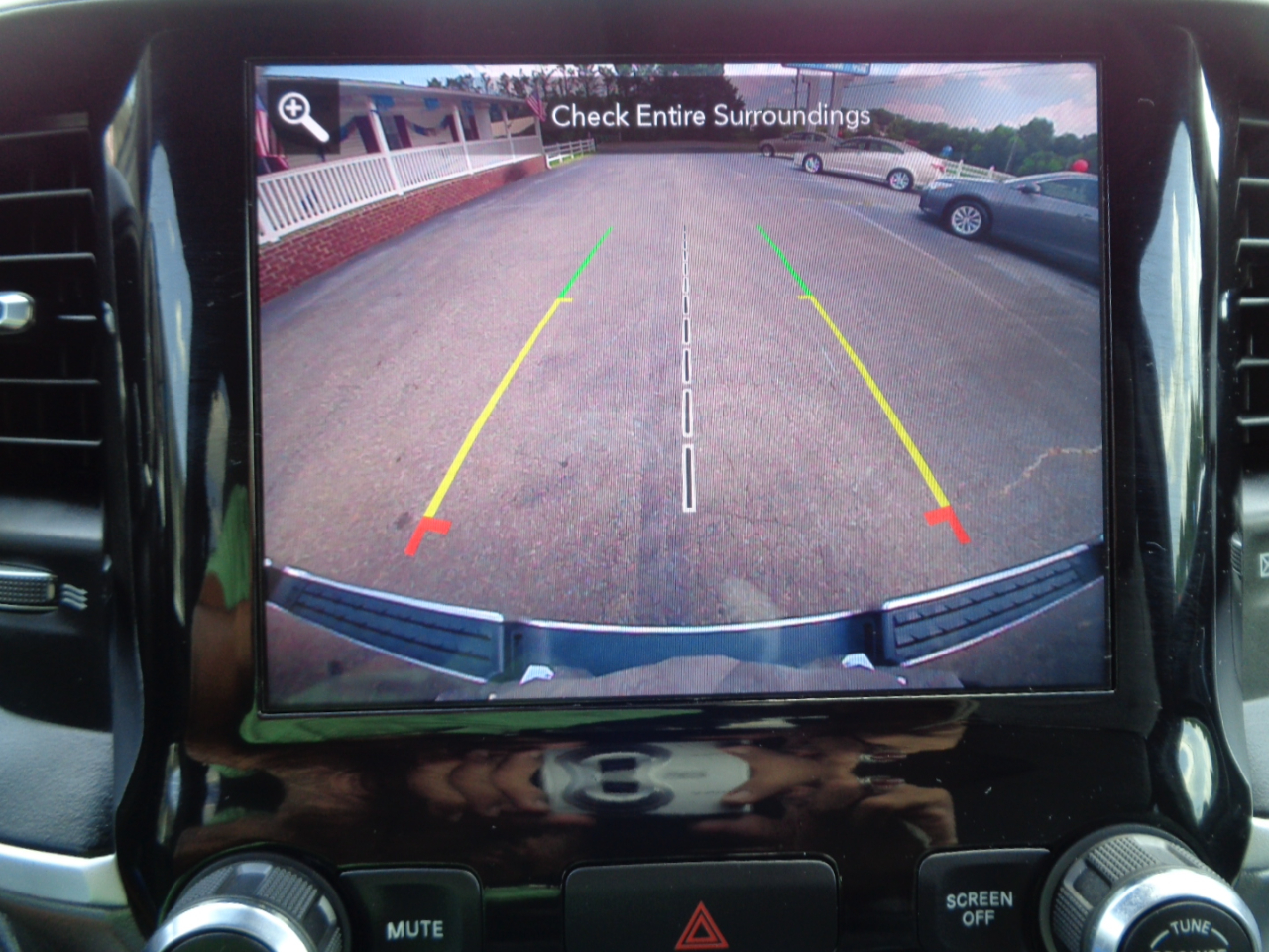 RAM 1500 Big Horn 4x4 Crew Cab 5'7" Box 2021