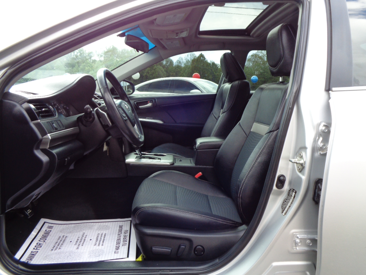 Toyota Camry 4dr Sdn I4 Auto SE (Natl) 2013