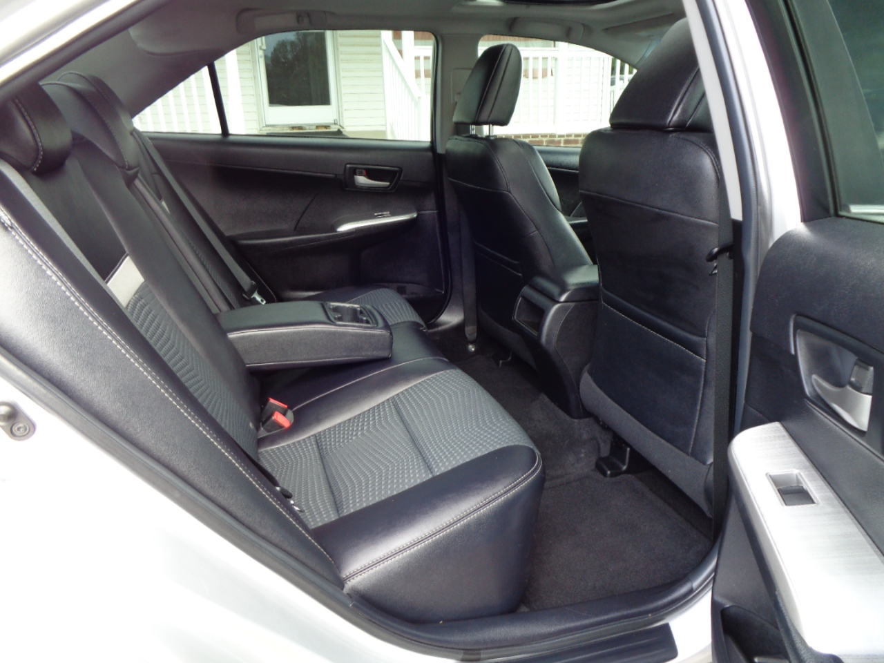 Toyota Camry 4dr Sdn I4 Auto SE (Natl) 2013