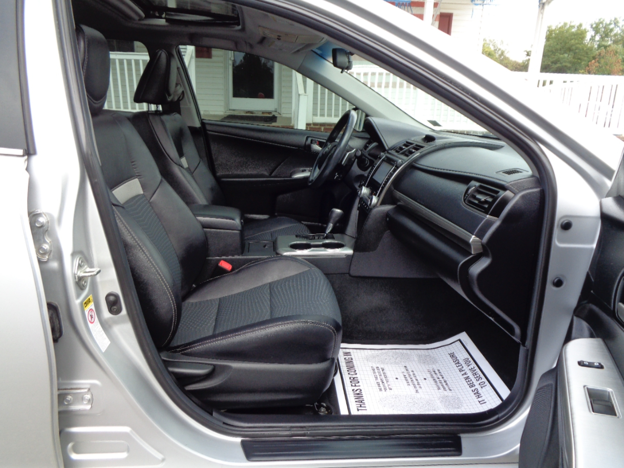 Toyota Camry 4dr Sdn I4 Auto SE (Natl) 2013