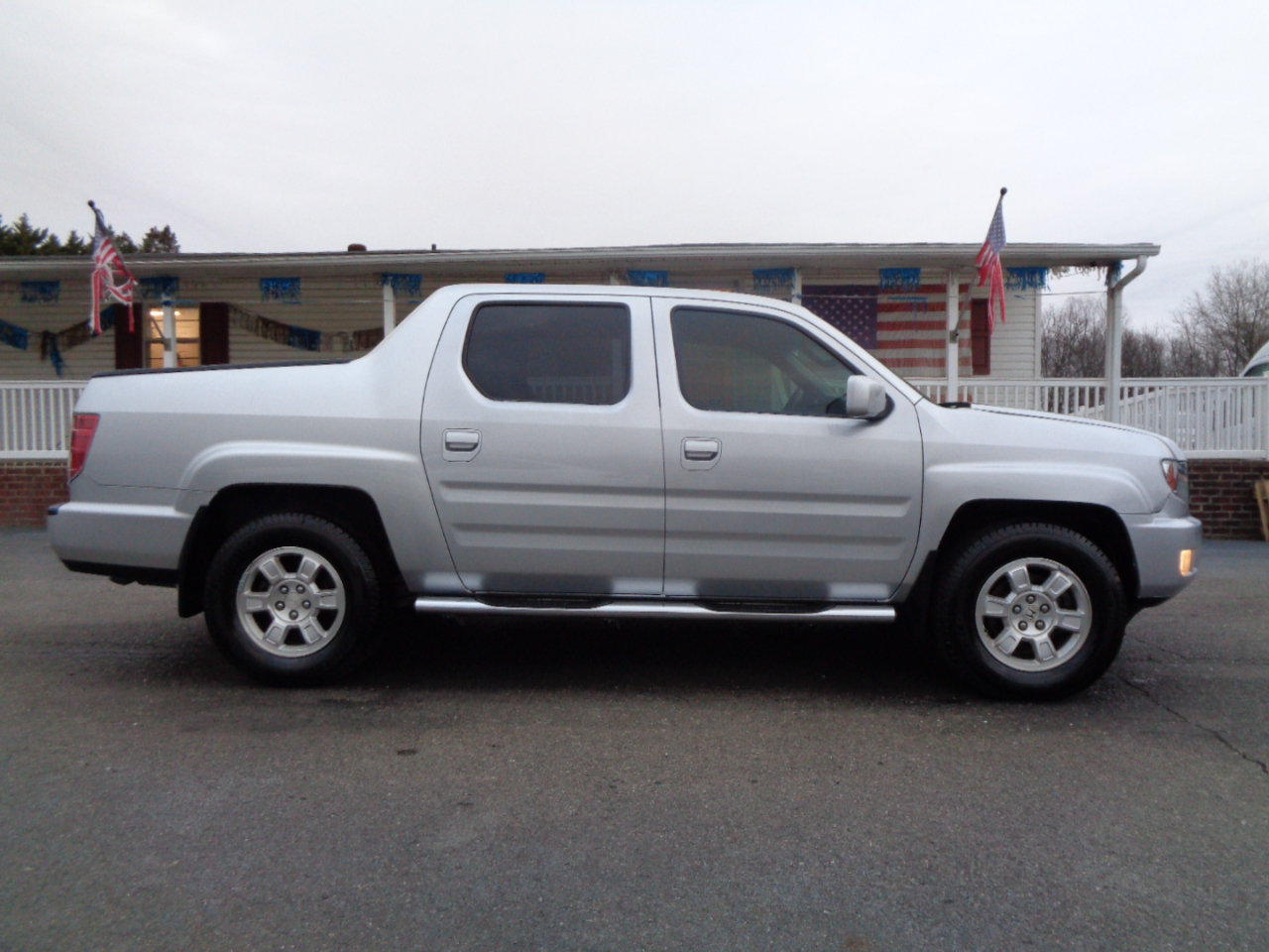 Honda Ridgeline 4WD Crew Cab RTS 2010
