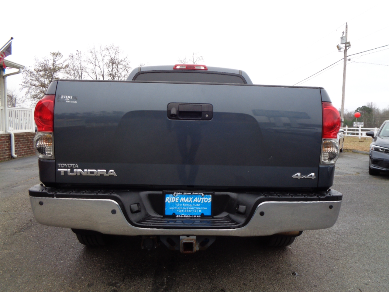 Toyota Tundra 4WD Truck CrewMax 5.7L V8 6-Spd AT LTD (Natl) 2008