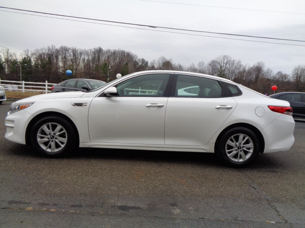 Kia Optima 4dr Sdn LX 2016