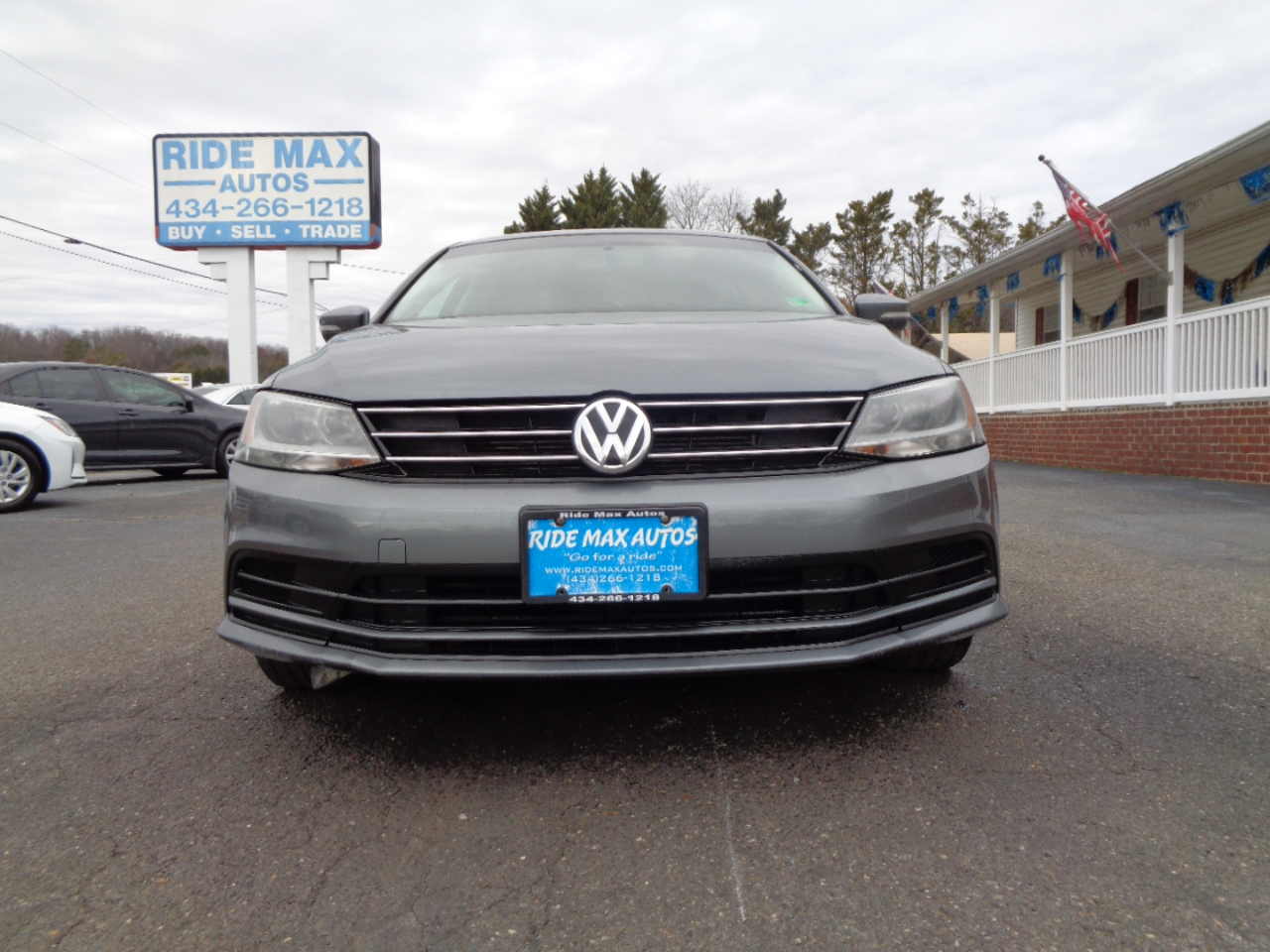 Volkswagen Jetta Sedan 4dr Auto 1.8T SE PZEV 2015