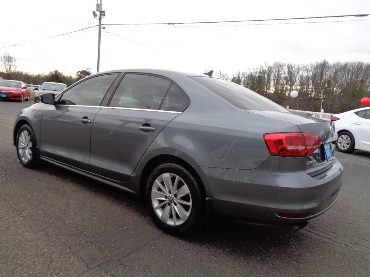 Volkswagen Jetta Sedan 4dr Auto 1.8T SE PZEV 2015