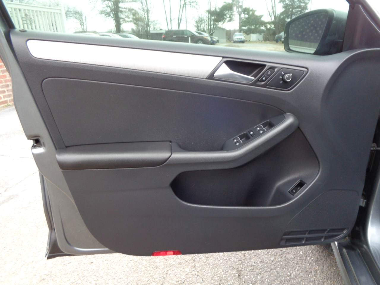 Volkswagen Jetta Sedan 4dr Auto 1.8T SE PZEV 2015