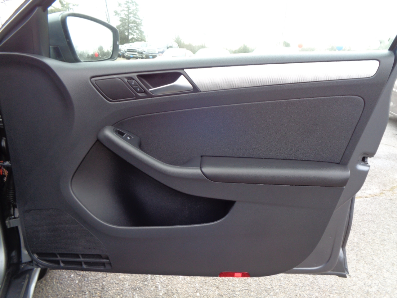 Volkswagen Jetta Sedan 4dr Auto 1.8T SE PZEV 2015