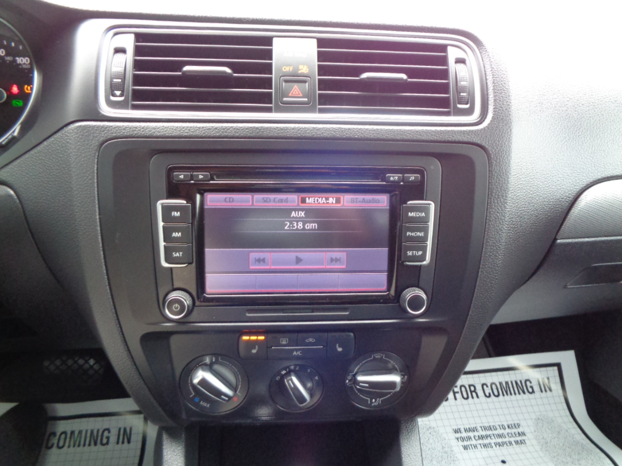 Volkswagen Jetta Sedan 4dr Auto 1.8T SE PZEV 2015