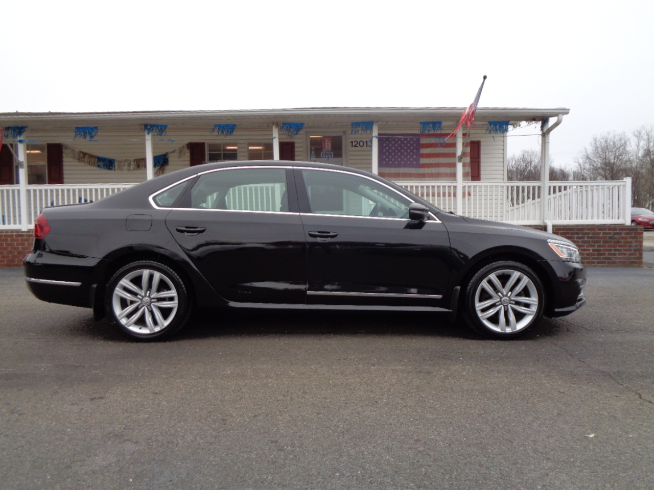Volkswagen Passat 1.8T SE w/Technology Auto 2017