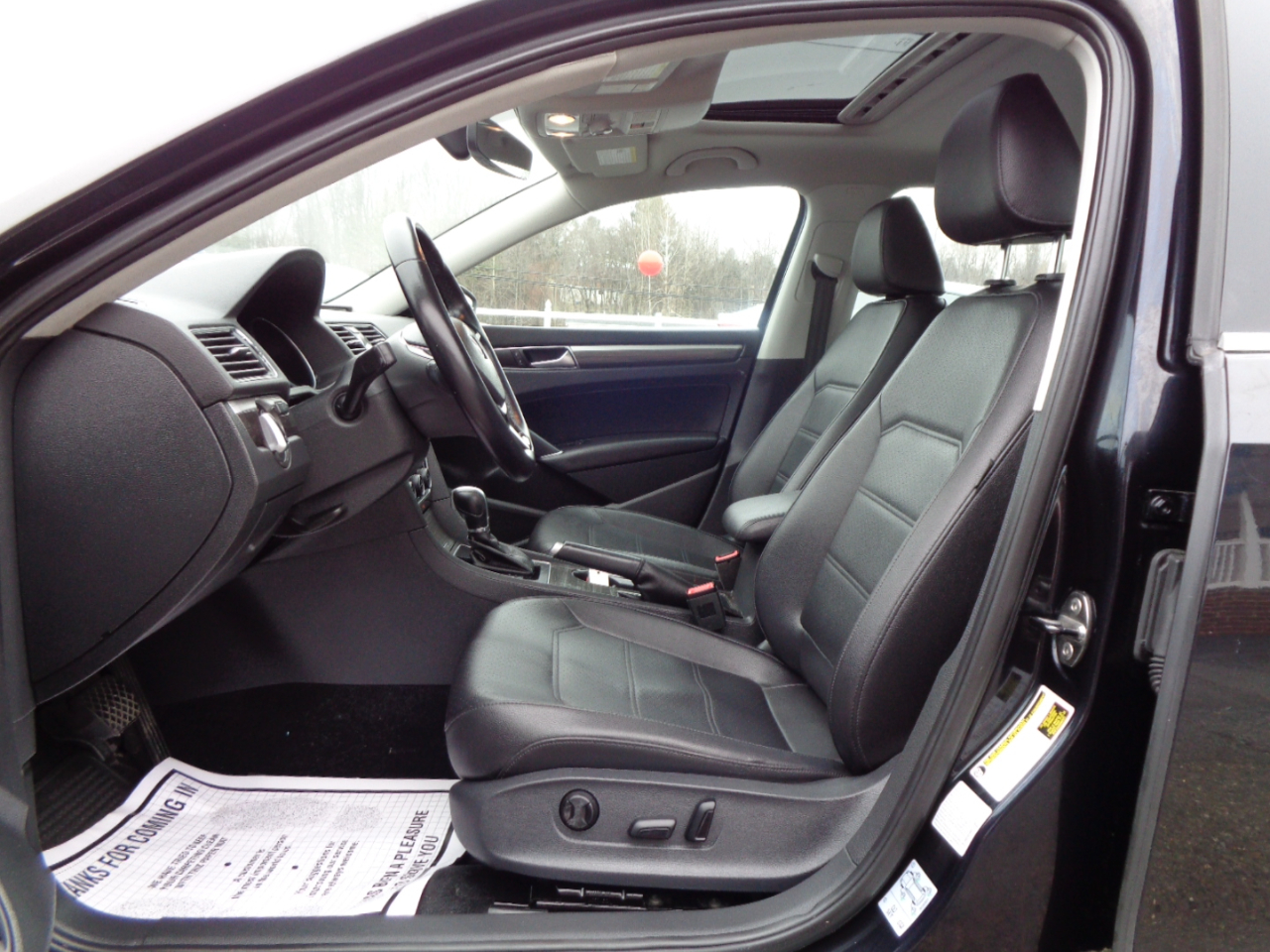 Volkswagen Passat 1.8T SE w/Technology Auto 2017