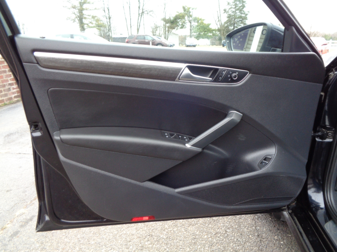 Volkswagen Passat 1.8T SE w/Technology Auto 2017