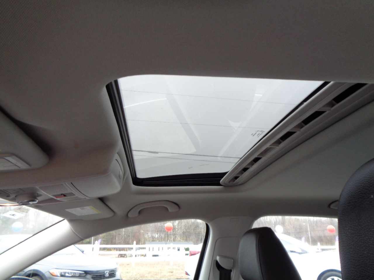 Volkswagen Passat 1.8T SE w/Technology Auto 2017