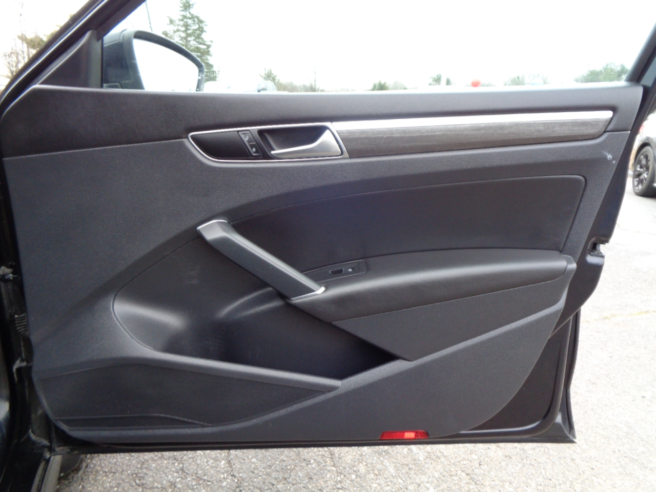 Volkswagen Passat 1.8T SE w/Technology Auto 2017