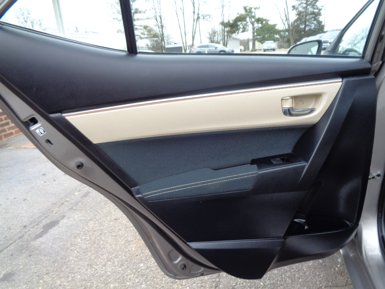 Toyota Corolla 4dr Sdn CVT LE ECO (Natl) 2014