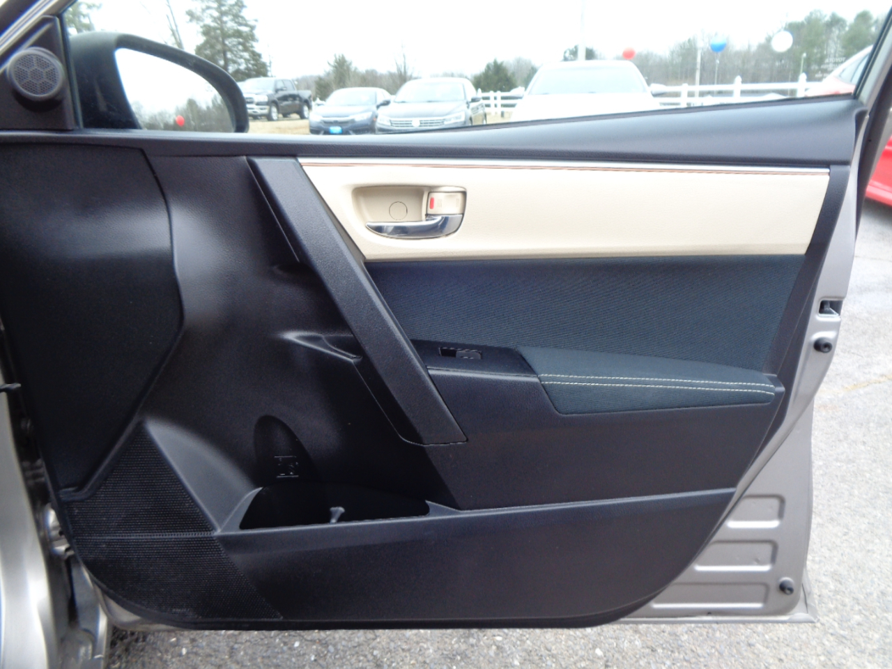 Toyota Corolla 4dr Sdn CVT LE ECO (Natl) 2014