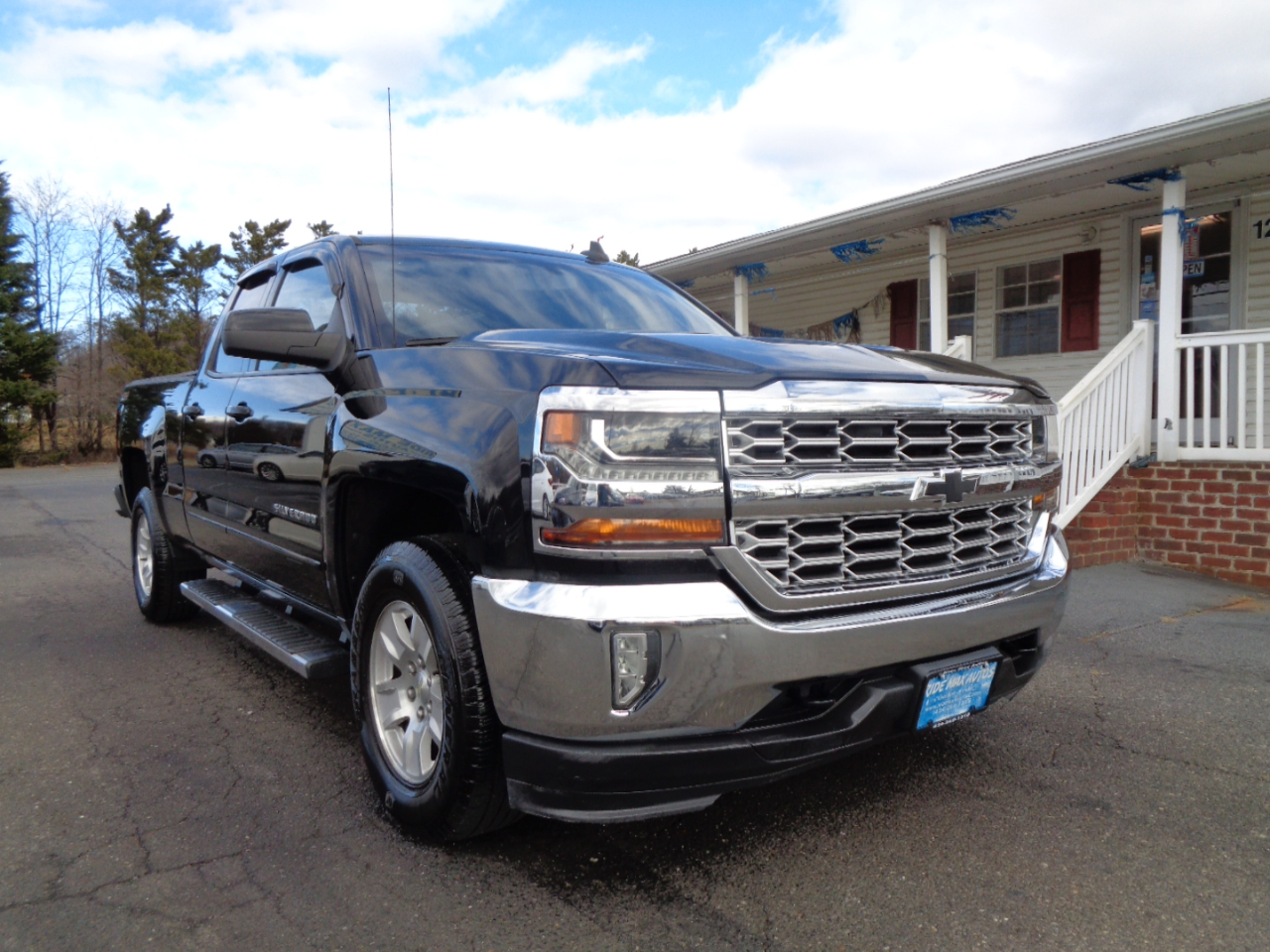 Chevrolet Silverado 1500 4WD Double Cab 143.5" LT w/1LT 2017