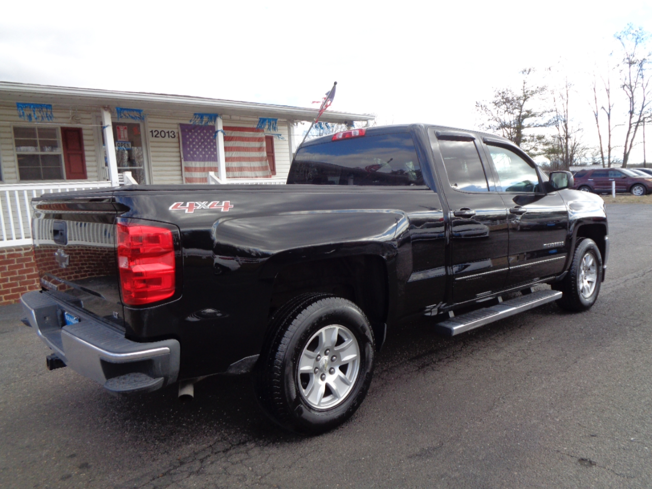 Chevrolet Silverado 1500 4WD Double Cab 143.5" LT w/1LT 2017